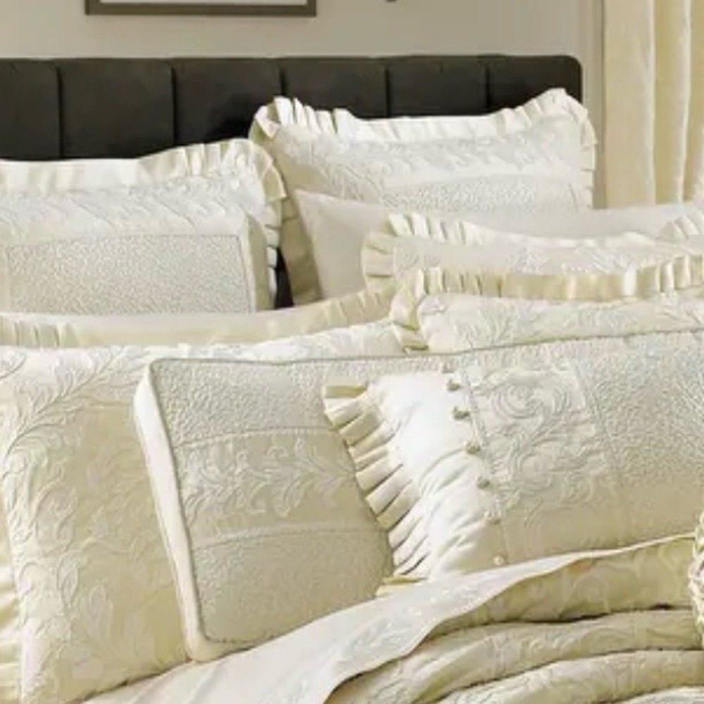Cream Embroidered Comforter Set with Coordinating Shams - Picture 4 of 6